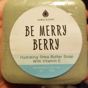 JewelScent Hand Soap - Be Berry Merry with Pendant